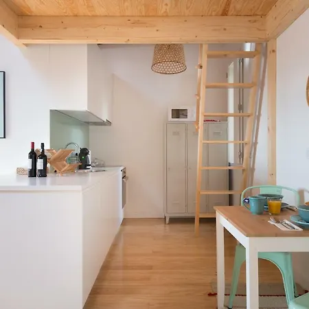Loft 72 *