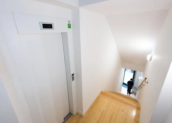 Loft 72 アパート *